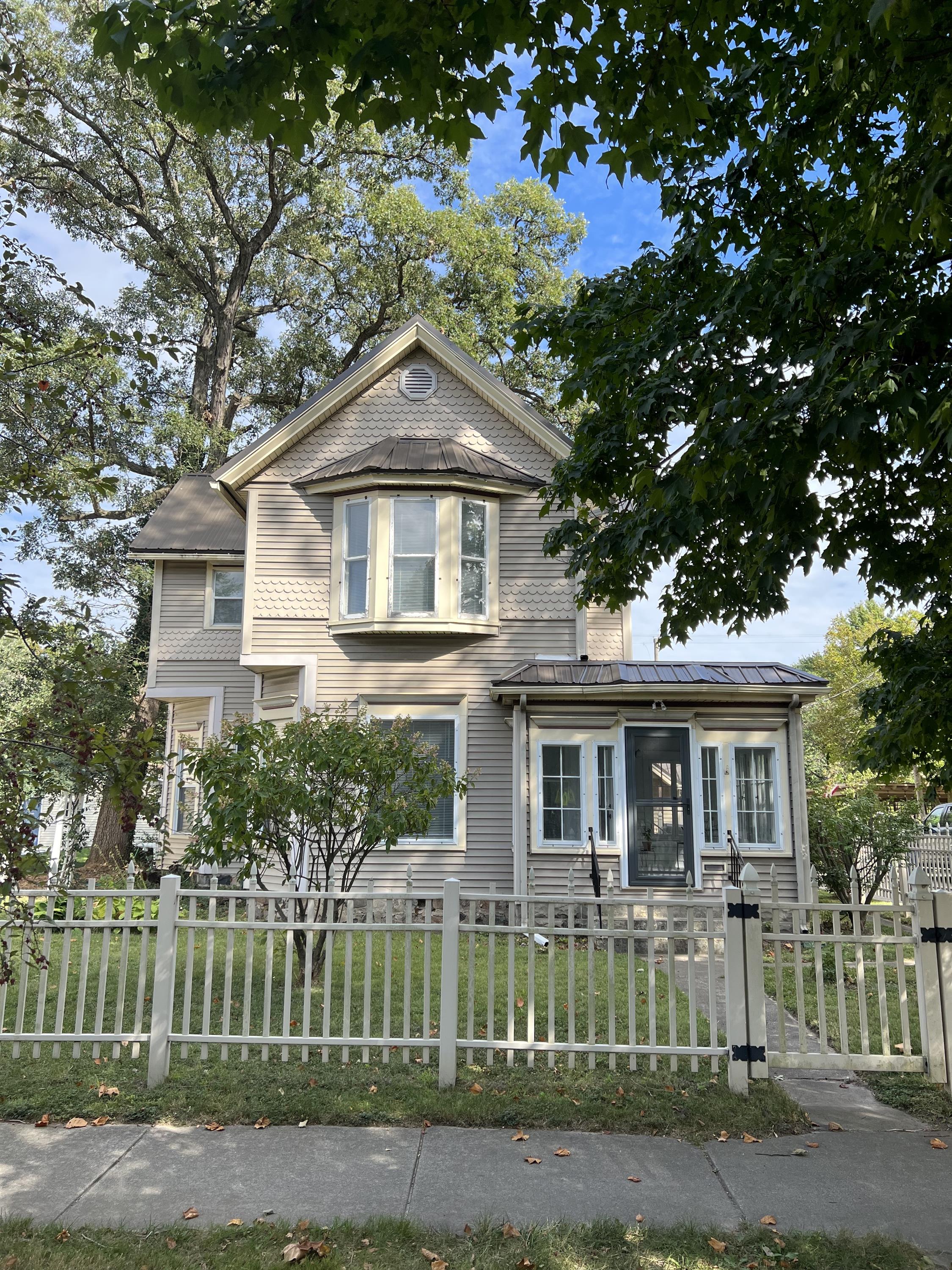Property thumbnail image